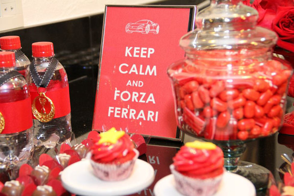 lacos-e-acucar-cha-de-bebe-chanel-ferrari-09