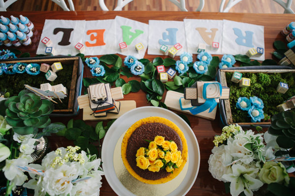 cha-de-bebe-robo-azul-branco-carol-rosa-08