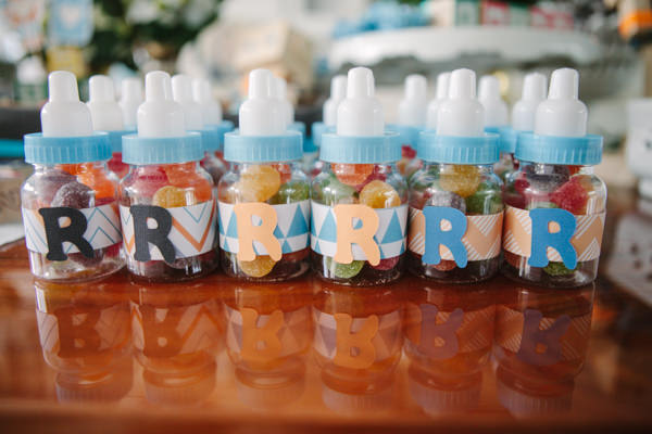 cha-de-bebe-robo-azul-branco-carol-rosa-17