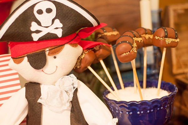 festinha-piratas-vermelho-azul-decoranda-05