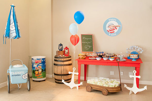 festinha-piratas-vermelho-azul-decoranda-12