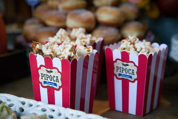 festinha-picnic-branco-vermelho-Arquiteta-de-Fofuras-10