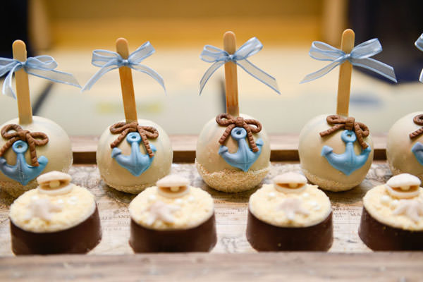 festinha-pescador-azul-bege-branco-decoracao-raquel-furtado-06