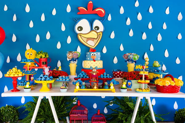 Aniversário de um ano com tema Galinha Pintadinha