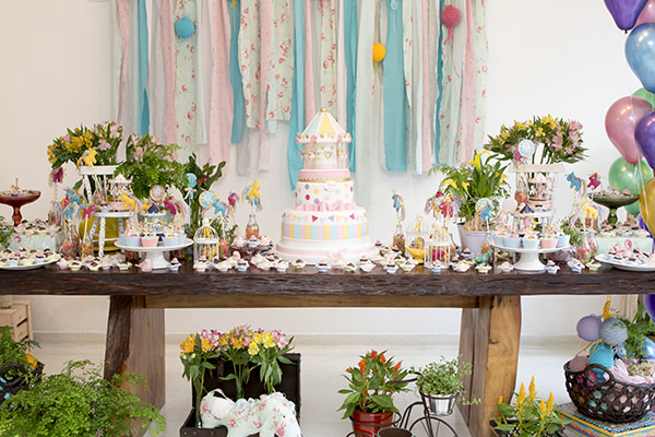 festa-infantil-aniversario-tema-carrossel-2