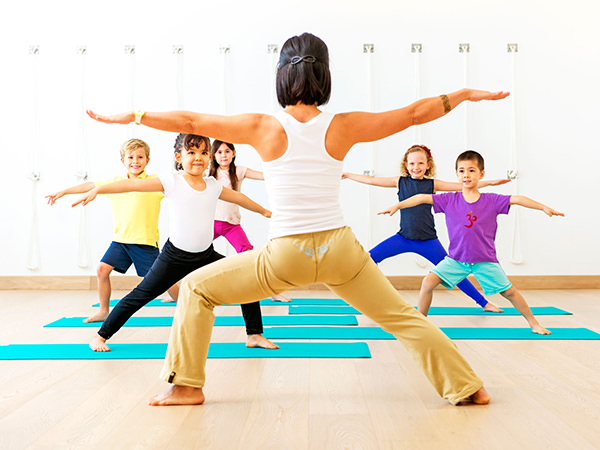 -beneficios-da-yoga-para-criancas1