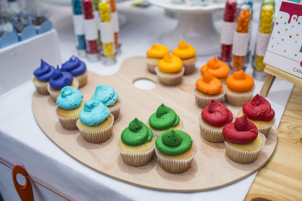 decoracao-festa-infantil-escola-de-arte-caraminholando10