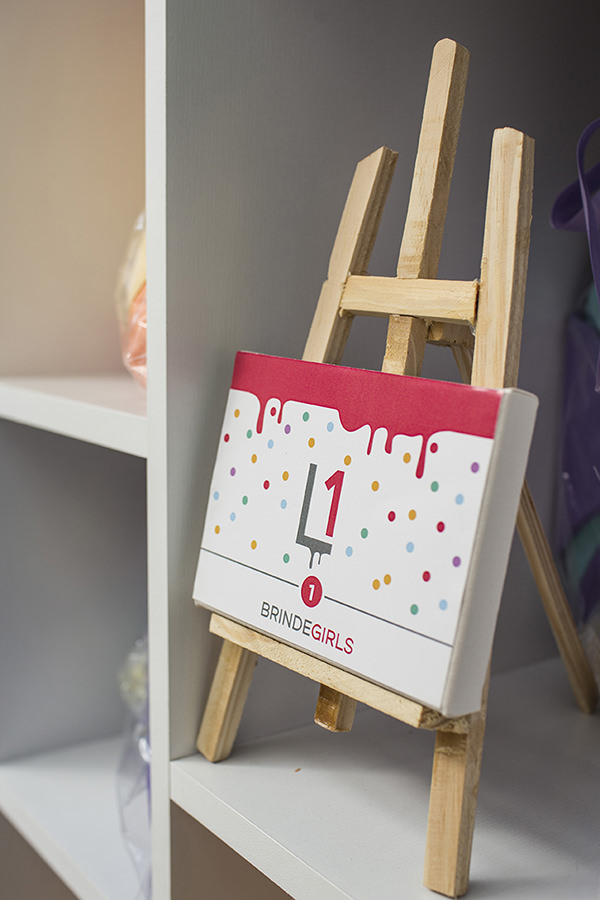 decoracao-festa-infantil-escola-de-arte-caraminholando26