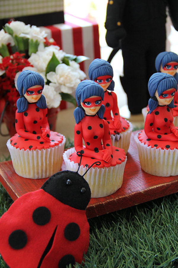 Festinha, <span class=