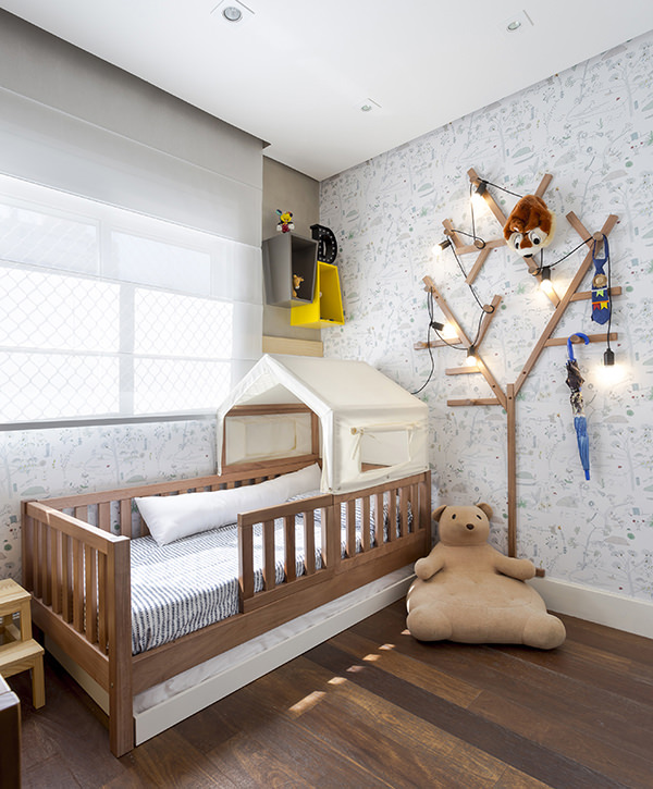 Quarto de menino decorado com tema safari