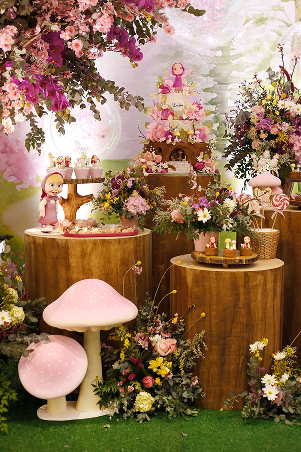 Floresta Encantada da Masha