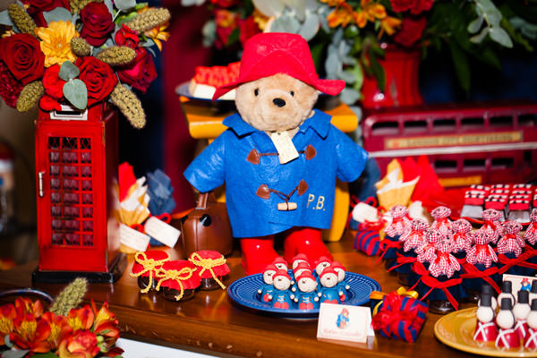 festa-paddington-bear-azul-vermelho-decoracao-raquel-furtado-fotografia-aline-inagaki-04